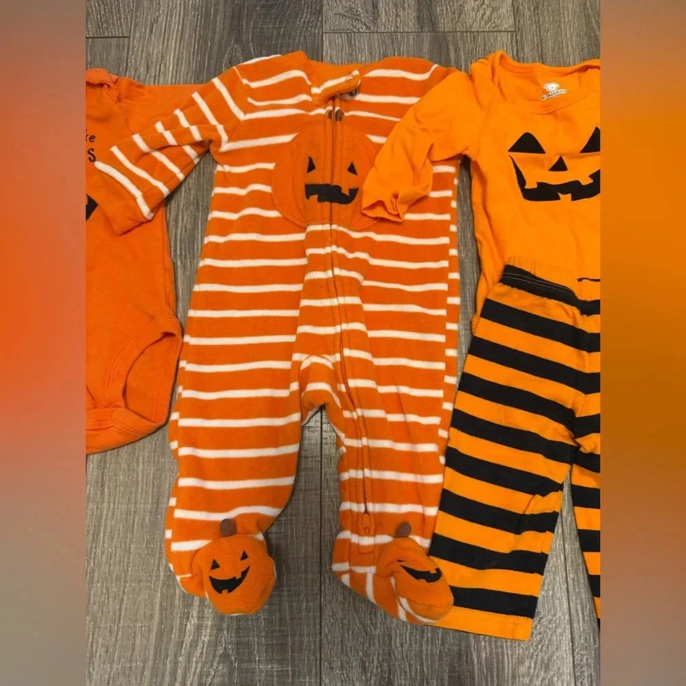 Carter’s Baby Unisex Halloween Orange Size 0-3 Month Pajamas And Set Lot Of 3